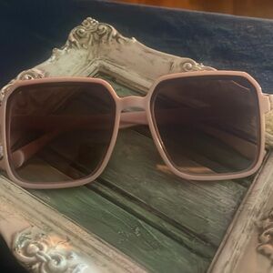 Pink square frame sunglasses